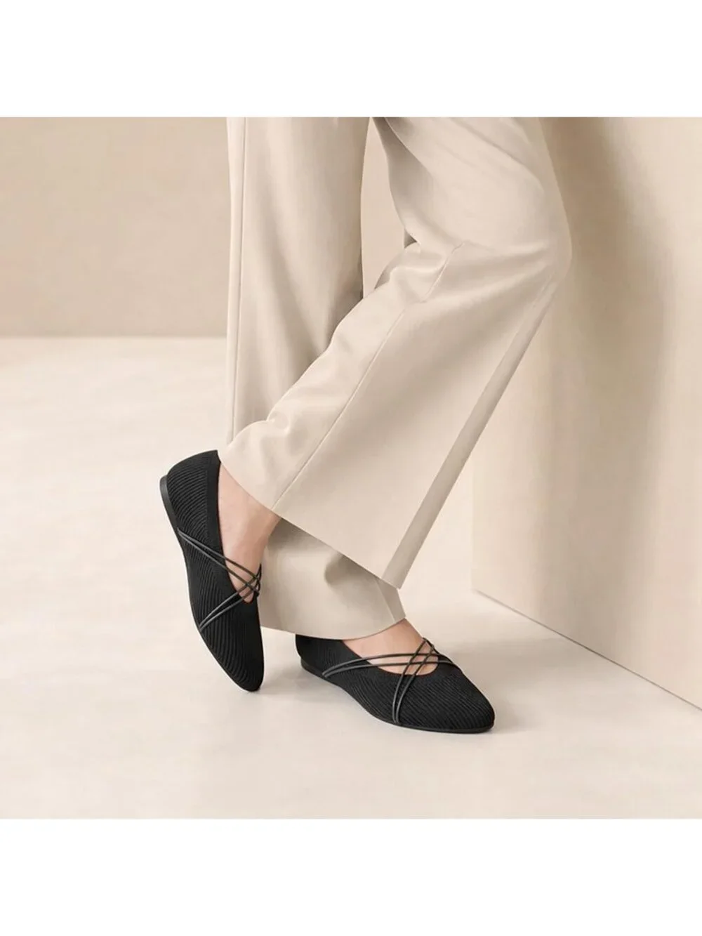 Women's Black Square Toe Flats Comfortable Knit Ballet Flats with Cross Strap